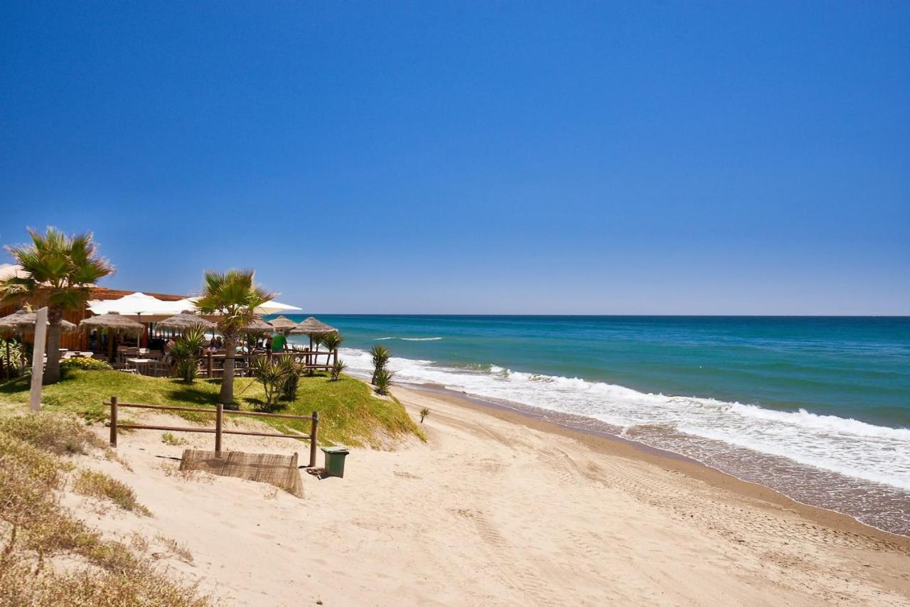 Oleholidays 226 Romana Playa Primera Linea De Mar Марбелья Экстерьер фото